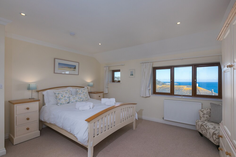 Cornerways — St Ives — photo 4