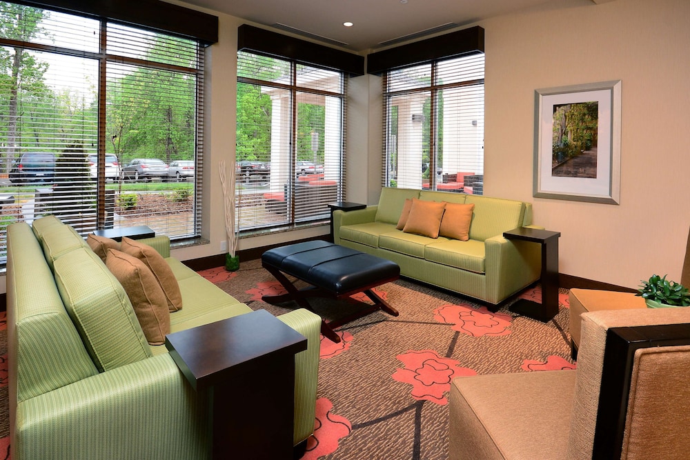 Hilton Garden Inn Greensboro Airport - photo 4