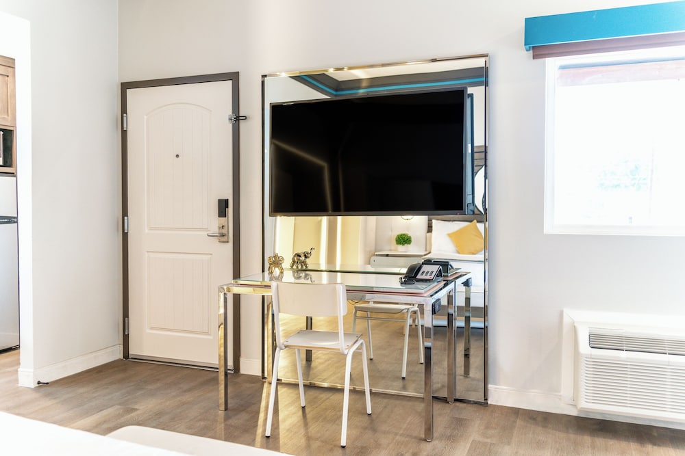 Aspire Inn Studios & Spas - photo 37