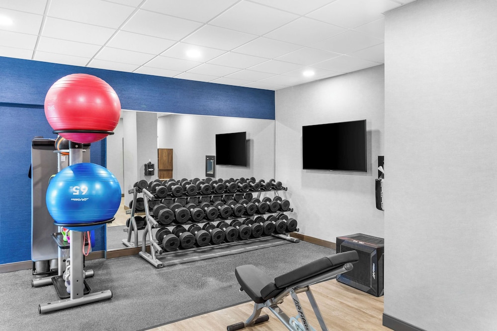 Hampton Inn Knoxville Airport - photo 24