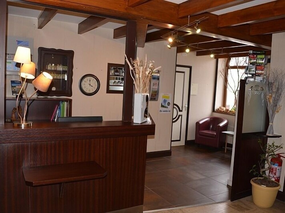 Hotel Le Brambily — Mauron