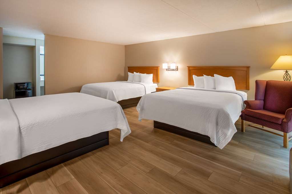 Days Inn Birch Run - photo 18