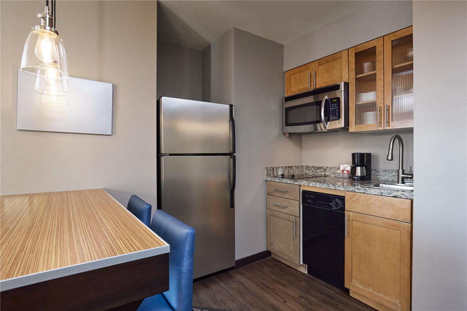 Hyatt House Seattle Bellevue - photo 26