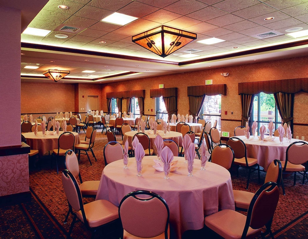 Hilton Garden Inn Boise Eagle - photo 84