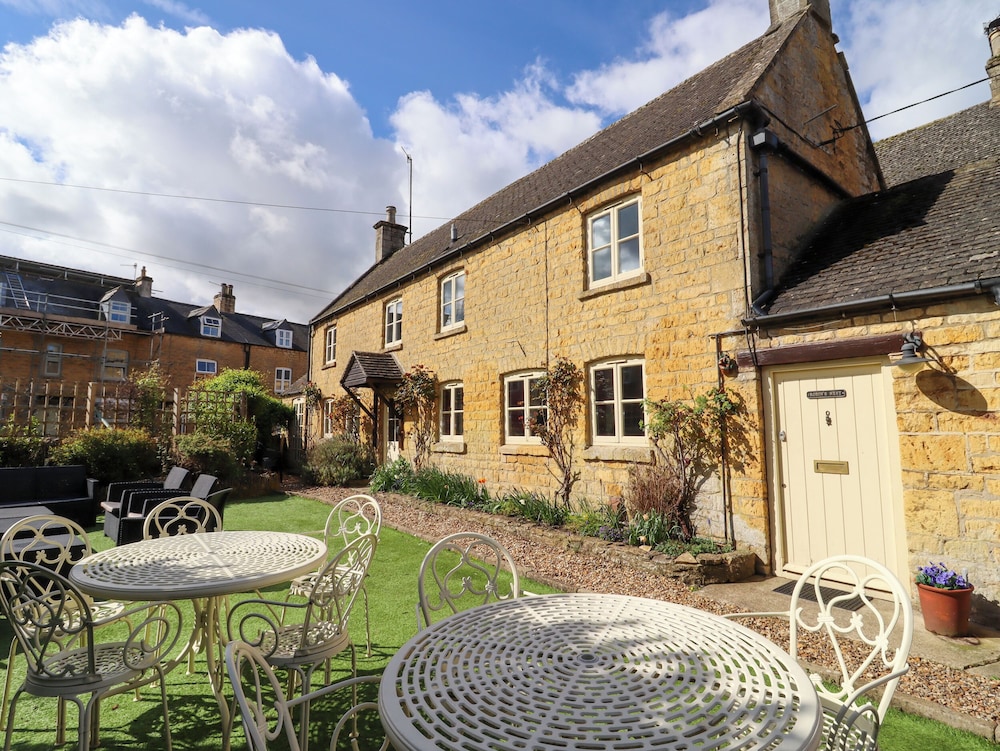 Robins Nest - last minute hotel in Cheltenham