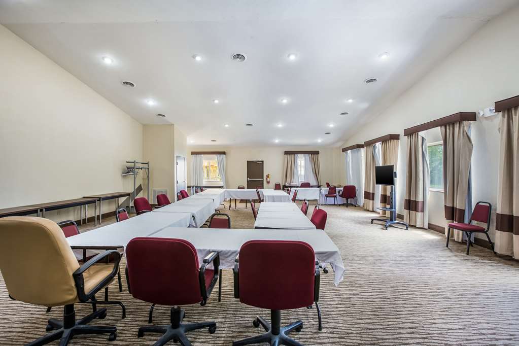 Comfort Inn & Suites Fairborn near Wright Patterson AFB - photo 52