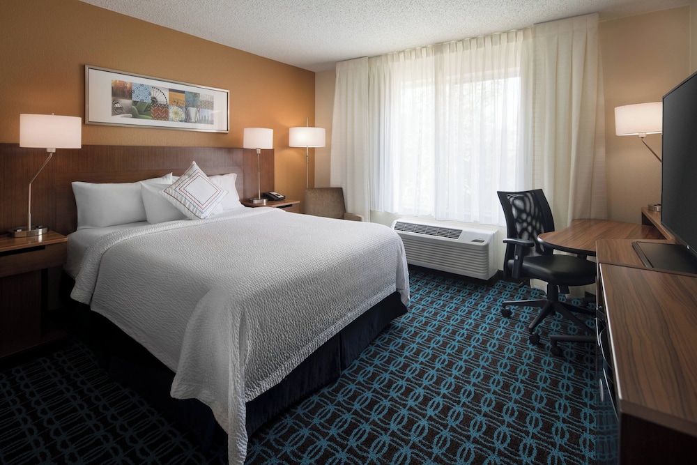 Fairfield Inn & Suites by Marriott Fort Collins Loveland - photo 6