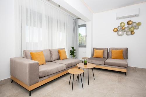 Reni Apartment Faliraki — 4-Star Luxury Hotel in Faliraki, Greece