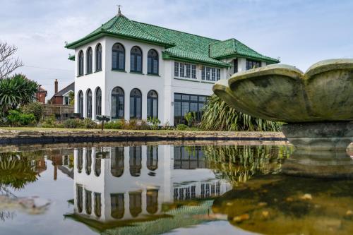 ArtDecoHouseUK in Shanklin, United Kingdom