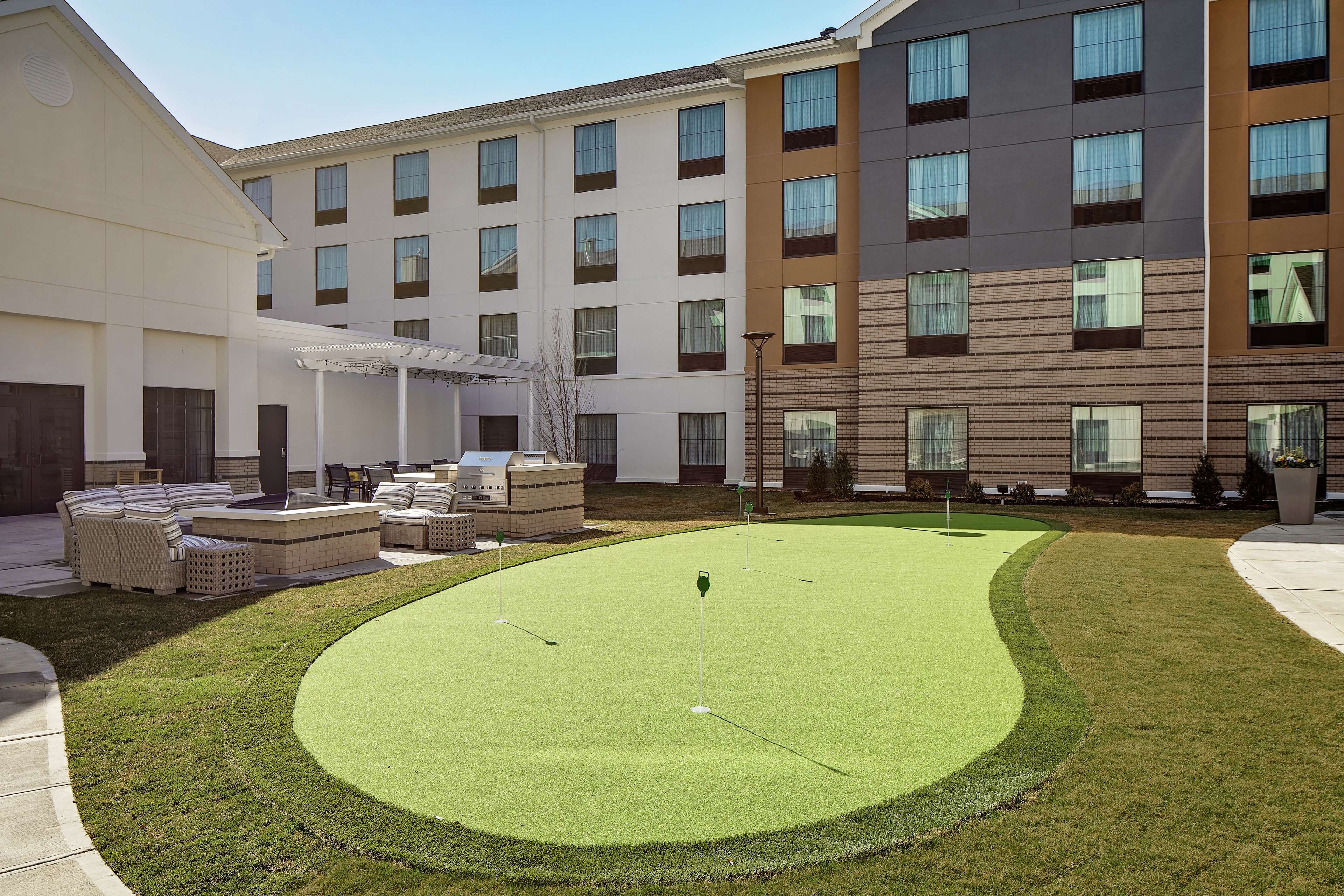 Homewood Suites by Hilton Ronkonkoma - photo 9