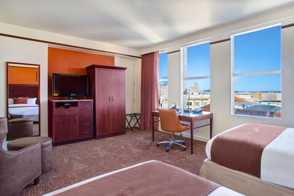 The Emily Morgan San Antonio a DoubleTree by Hilton - photo 16
