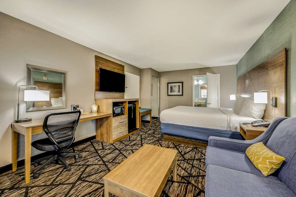Best Western Huntsville Inn & Suites - photo 17