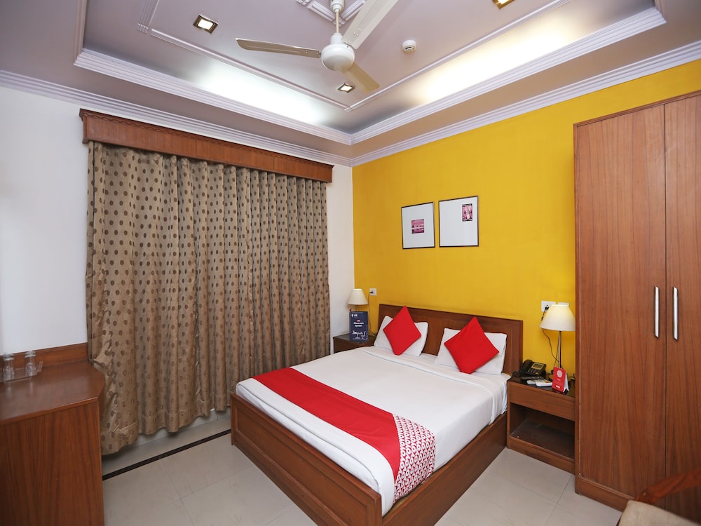 Oyo 22398 Premium - last minute hotel in Gurgaon
