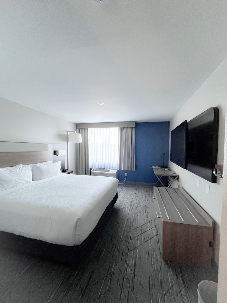 Holiday Inn Express Federal Way Seattle South by IHG - photo 4