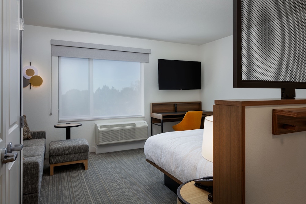 TownePlace Suites by Marriott Denver North Thornton - photo 5