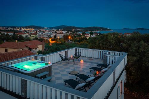 Villa Anna — 4-Star Luxury Hotel in Rogoznica, Croatia
