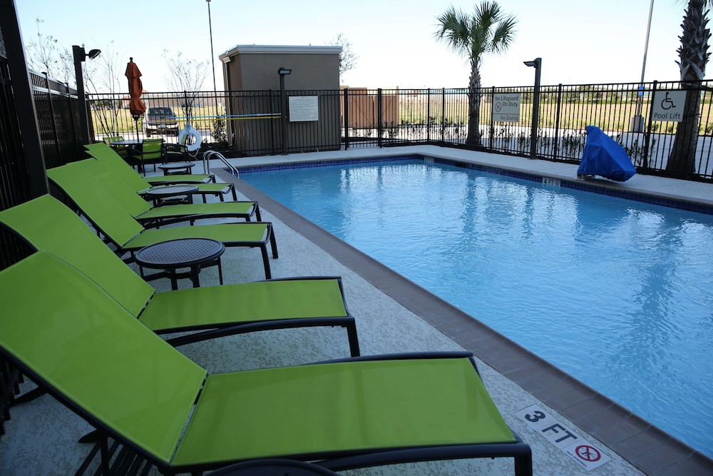 Hampton Inn & Suites Missouri City TX - photo 31