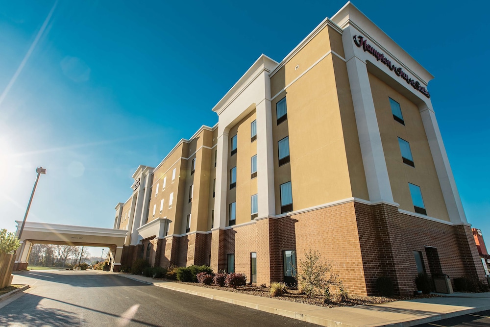 Hampton Inn & Suites Effingham - photo 94