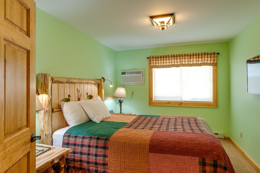 Cobble Mountain Lodge - photo 59