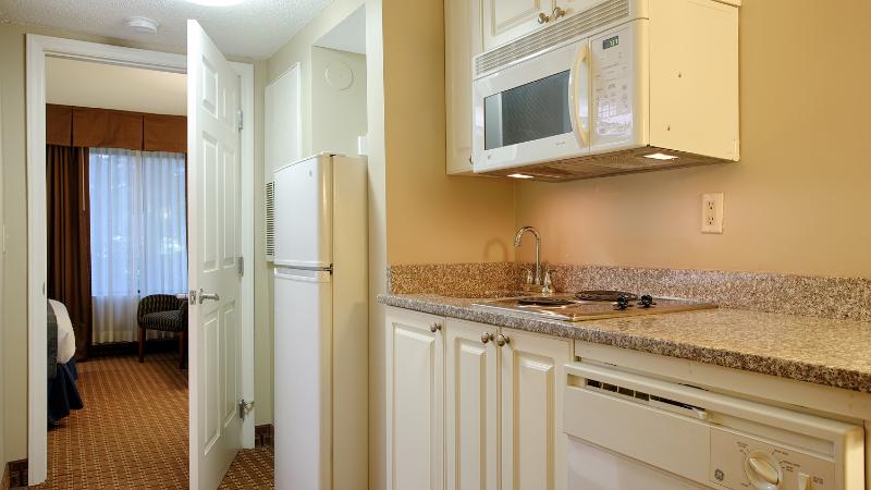 Best Western Plus Cary Inn NC State - photo 34