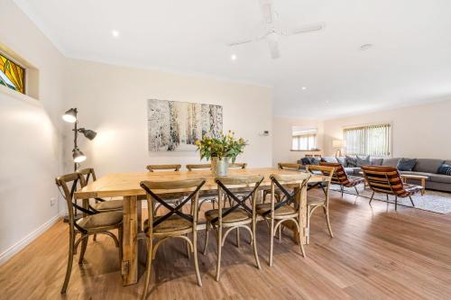The Parkers — Bright — photo 4