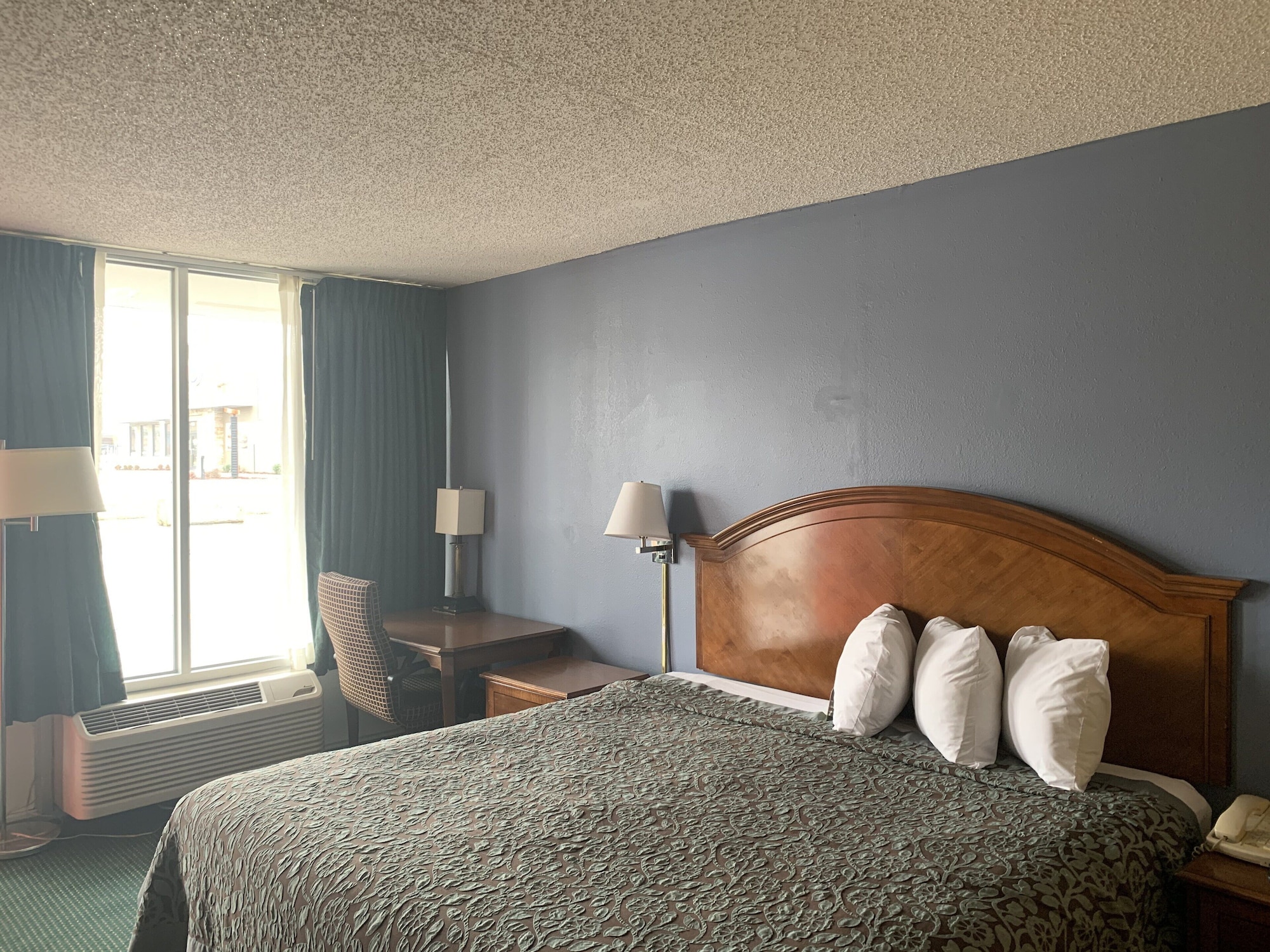 Days Inn by Wyndham Jonesboro AR - photo 14