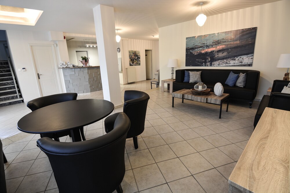 Marzi Boutique Hotel — Kiato — photo 5