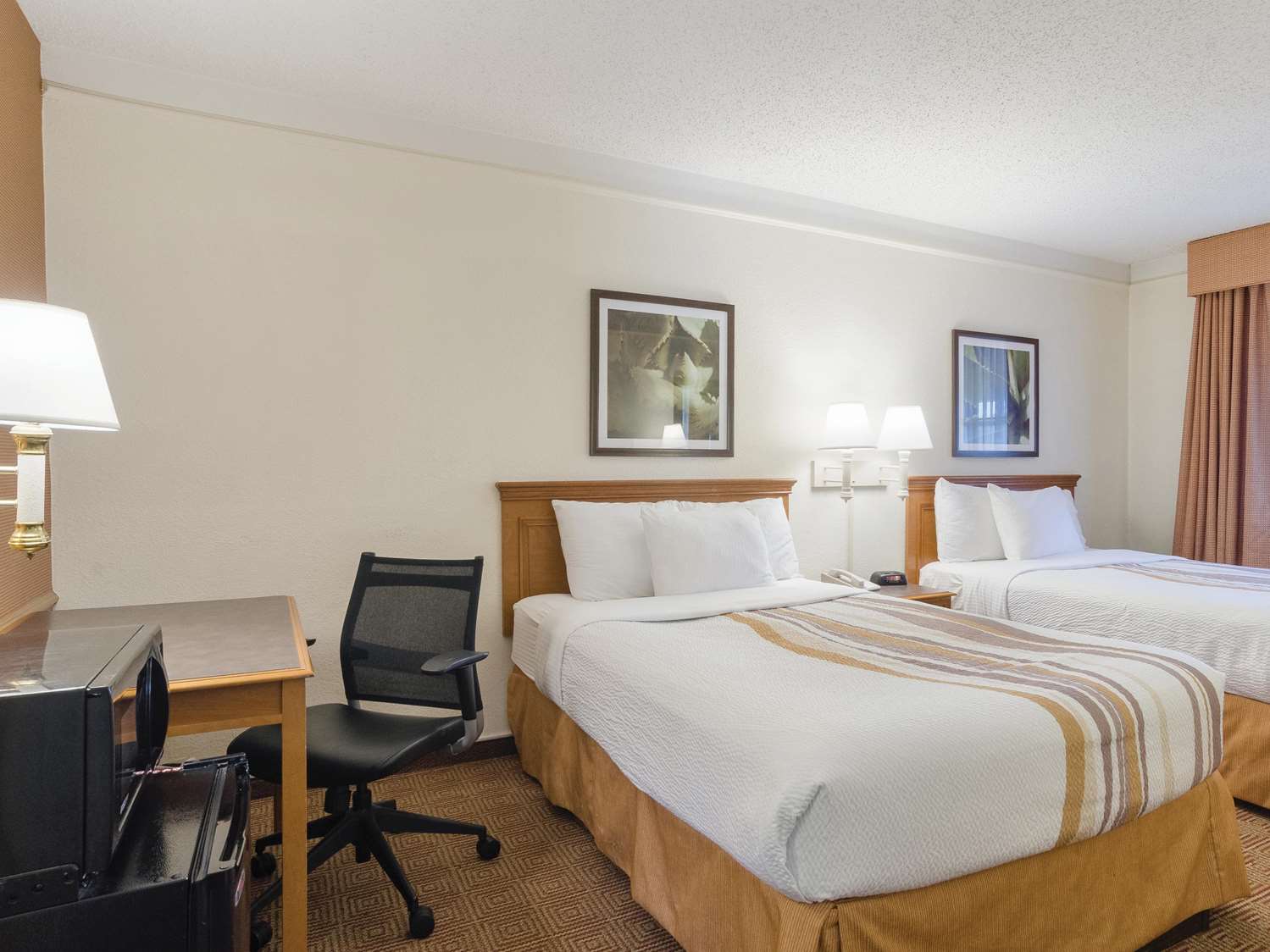 La Quinta Denver Cherry Creek Hotel - photo 24