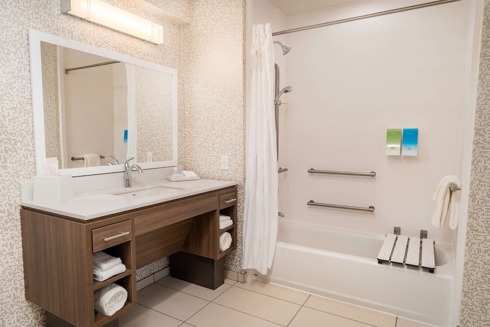 Home2 Suites by Hilton Corona - photo 30