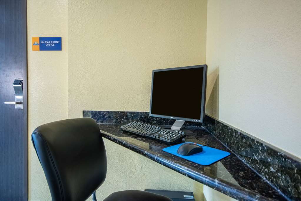Days Inn & Suites by Wyndham Waterloo - photo 40