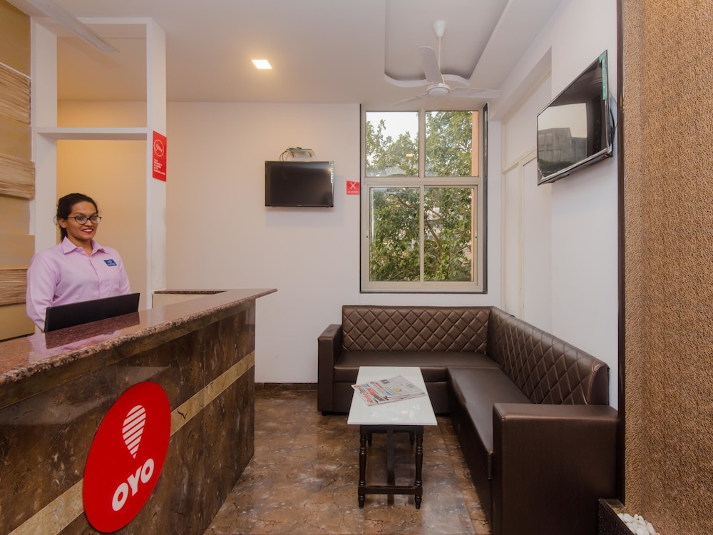Hotel O Divine Residency Near Phoenix Marketcity