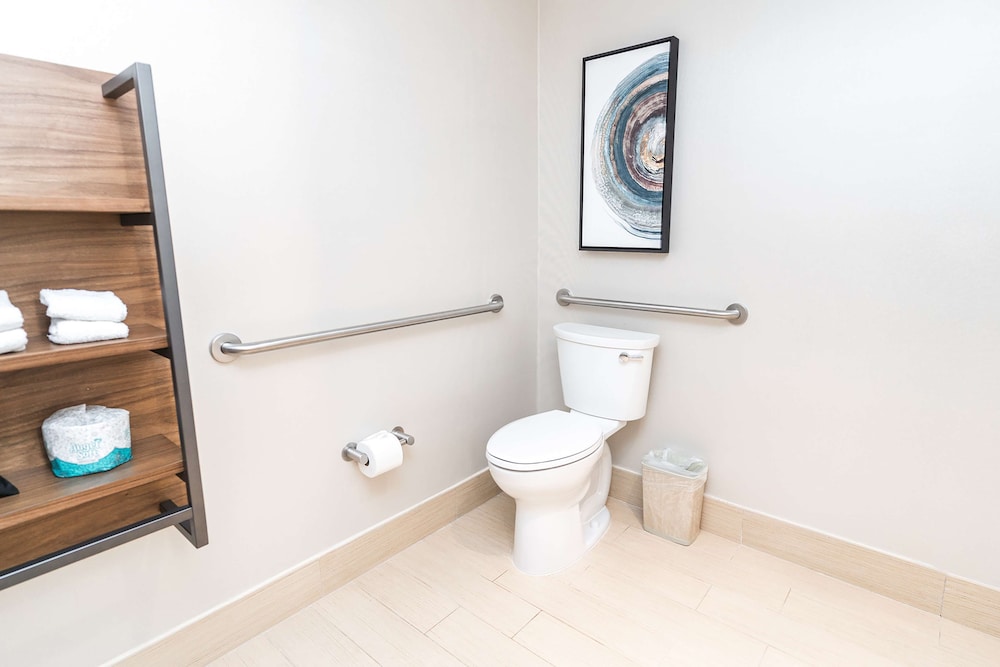 Hilton Garden Inn Fairfax - photo 19
