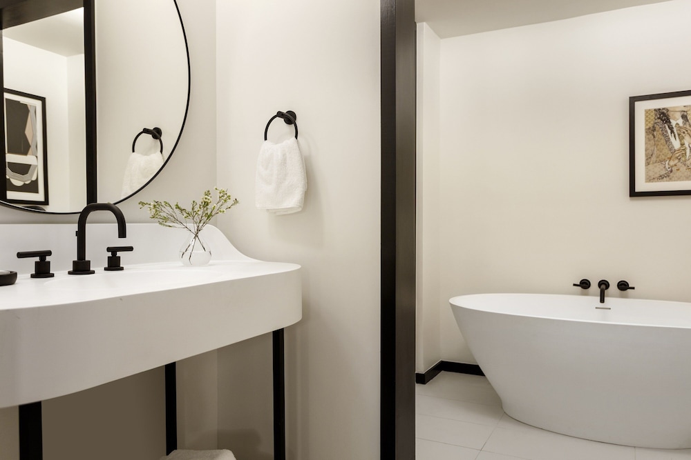 Kimpton Hotel Fontenot by IHG - photo 61