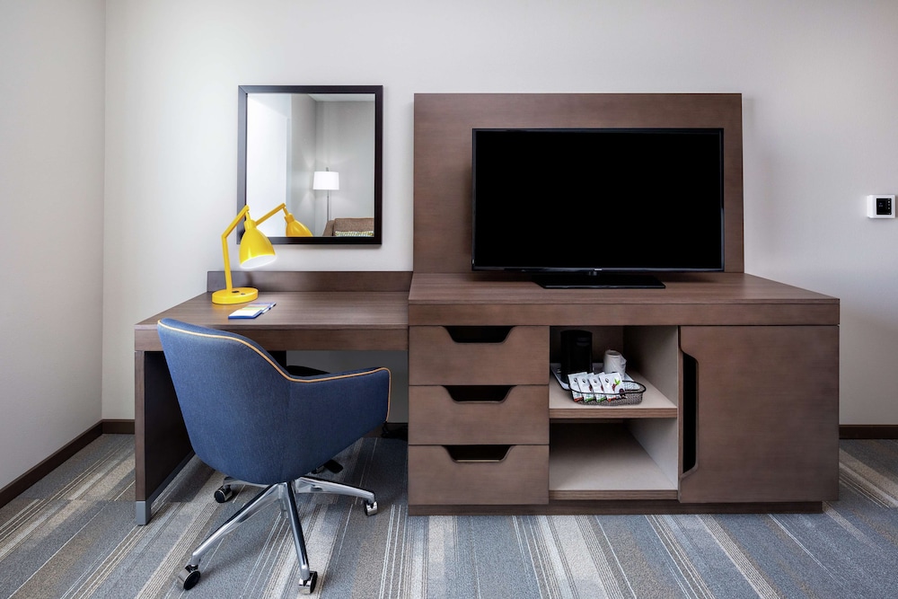 Hampton Inn & Suites San Diego Airport Liberty Station - photo 23