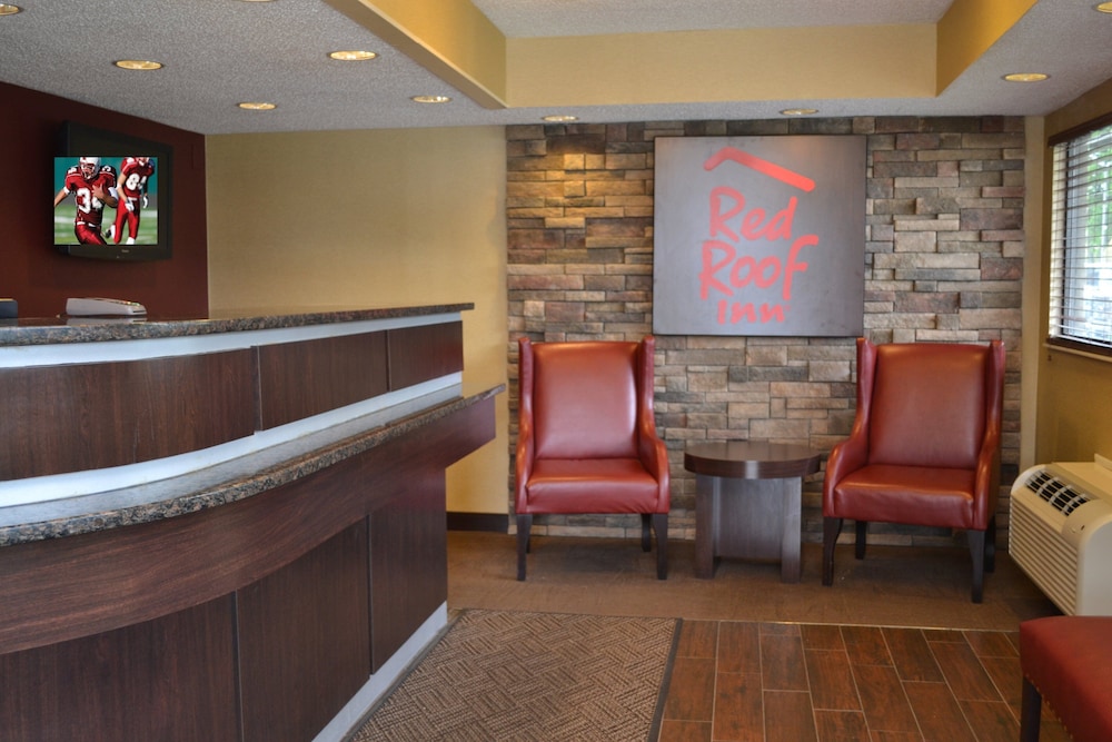 Red Roof Inn Elkhart - photo 3
