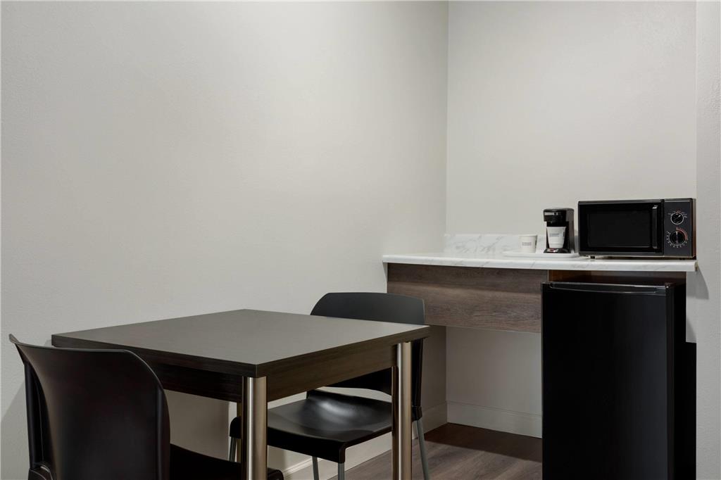 Baymont by Wyndham Branford New Haven - photo 9