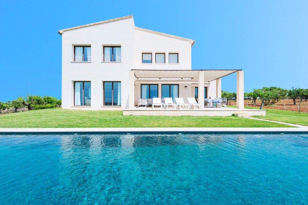 Can Sal — 4-Star Luxury Hotel in Ariany, Spain