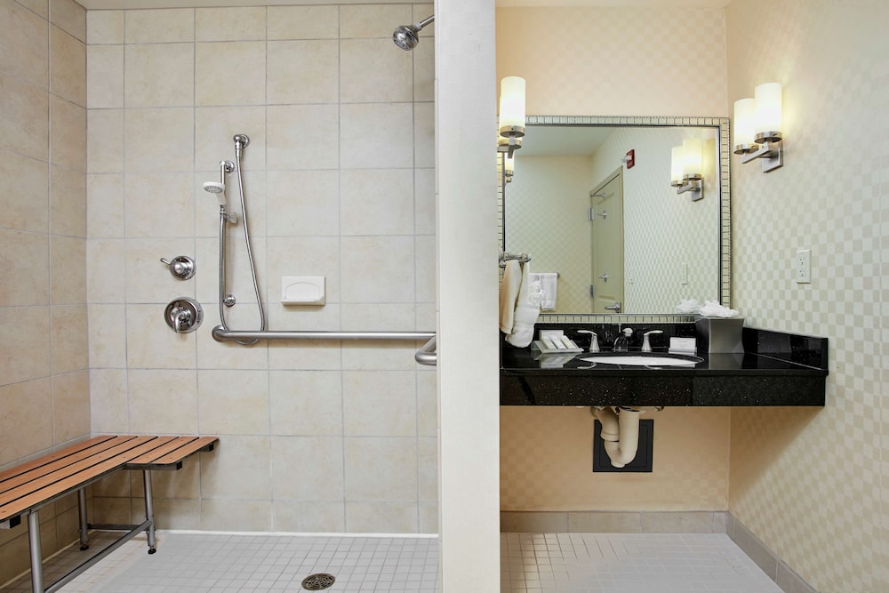 Hilton Garden Inn Rockville Gaithersburg - photo 15