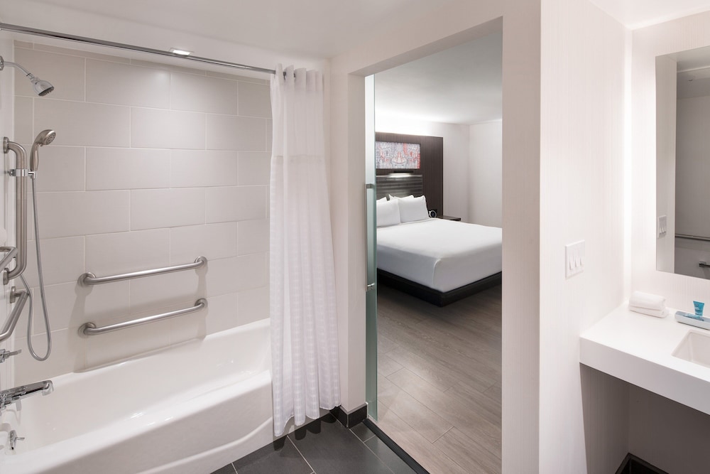 Aloft Sunnyvale - photo 25