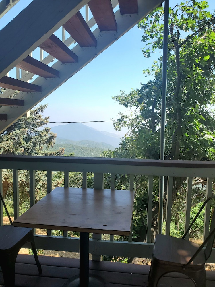 The Sky View Inn - photo 32