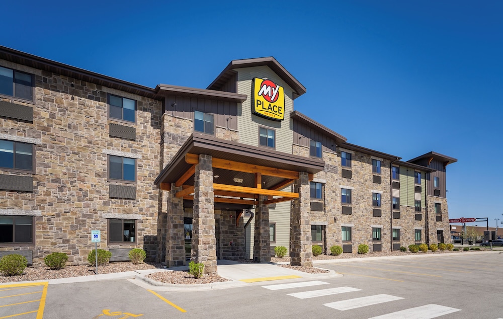 My Place Hotel Green Bay - photo 22
