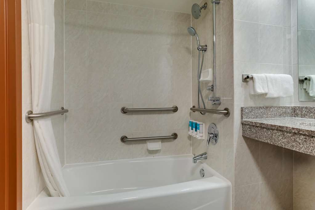 Drury Inn & Suites Birmingham Lakeshore Drive - photo 43