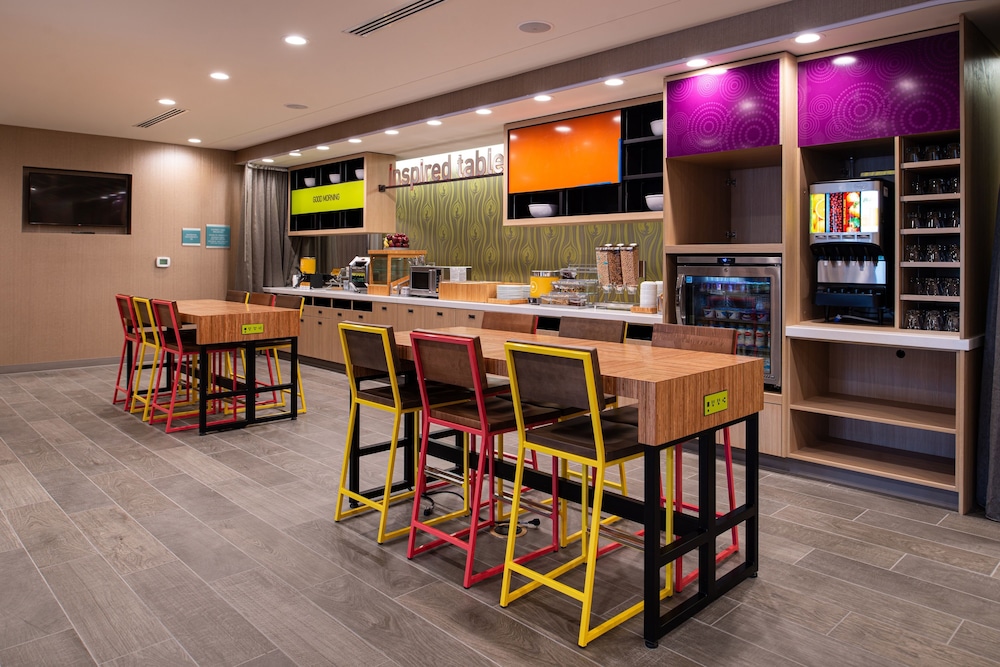 Home2 Suites by Hilton Portland Airport OR - photo 49