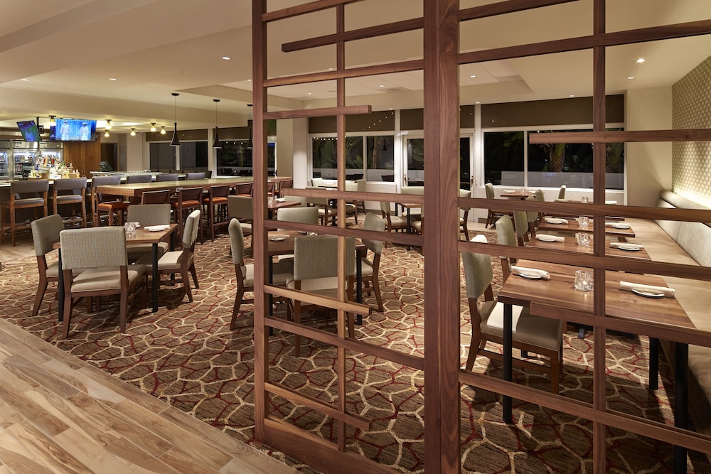 DoubleTree by Hilton LAX El Segundo - photo 35