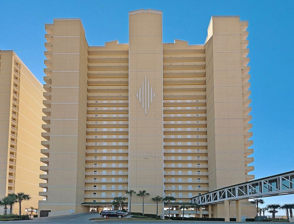 NEW Property Vacation Right on the Gulf in Sand & Seafoam Villa. Sleeps 6 — 4-Star Luxury Hotel in Panama City Beach, United States