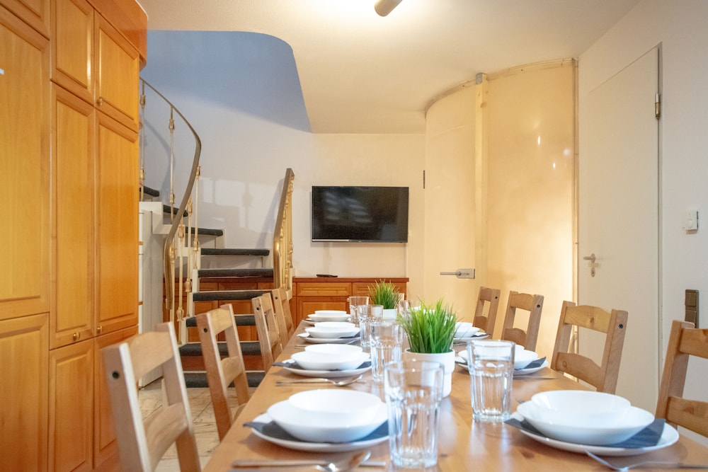 Center City Villa — 4-Star Luxury Hotel in Neuss, Germany