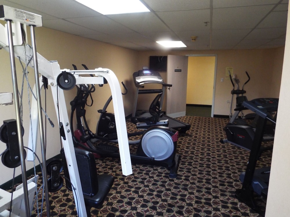 Quality Inn Forsyth near GA Public Safety Training Center - photo 19