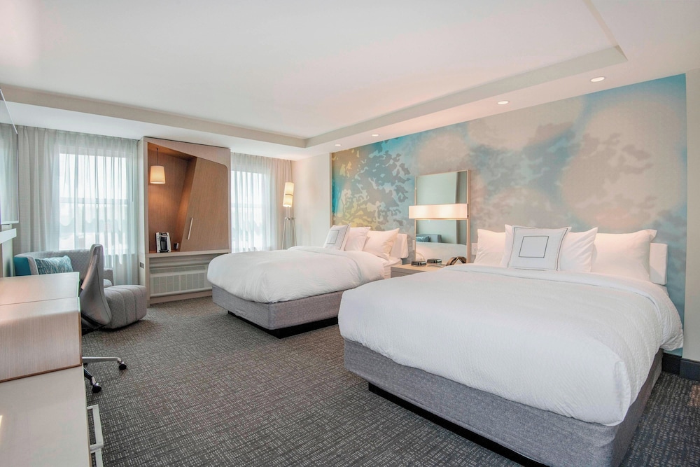 Courtyard by Marriott Raleigh Cary Parkside Town Commons - photo 20