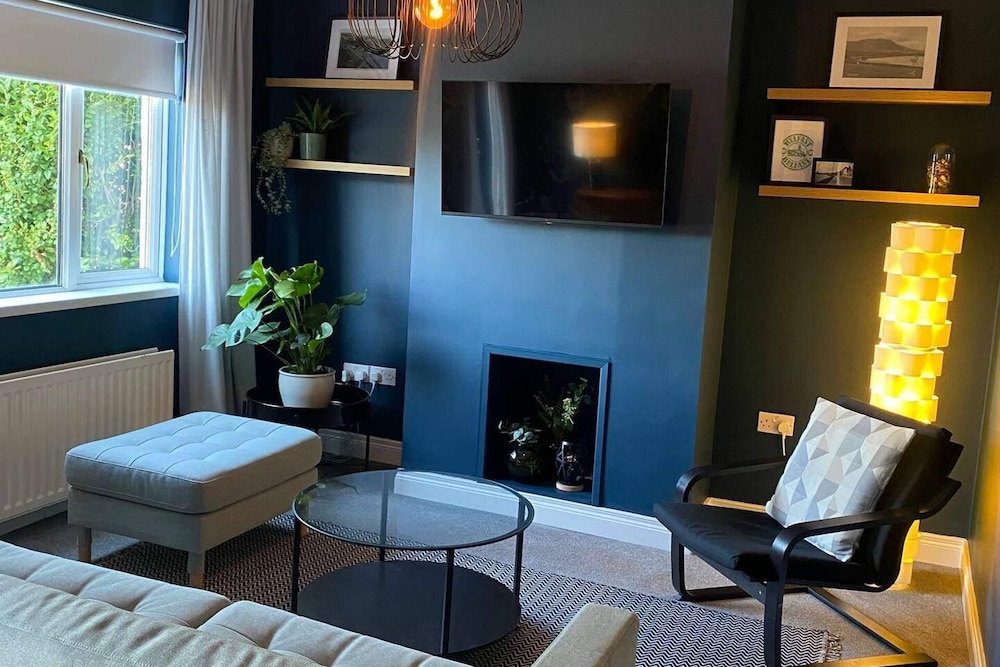 Carrick Retreat Free off Street Parking — hotel in Carrickfergus