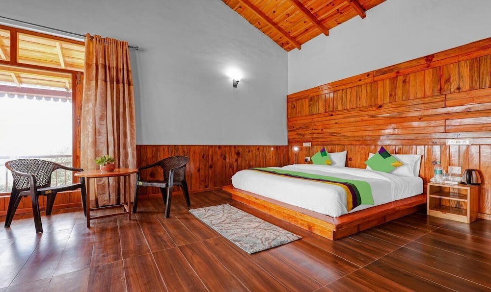 OmVilla With Mountain View in Dhari, India